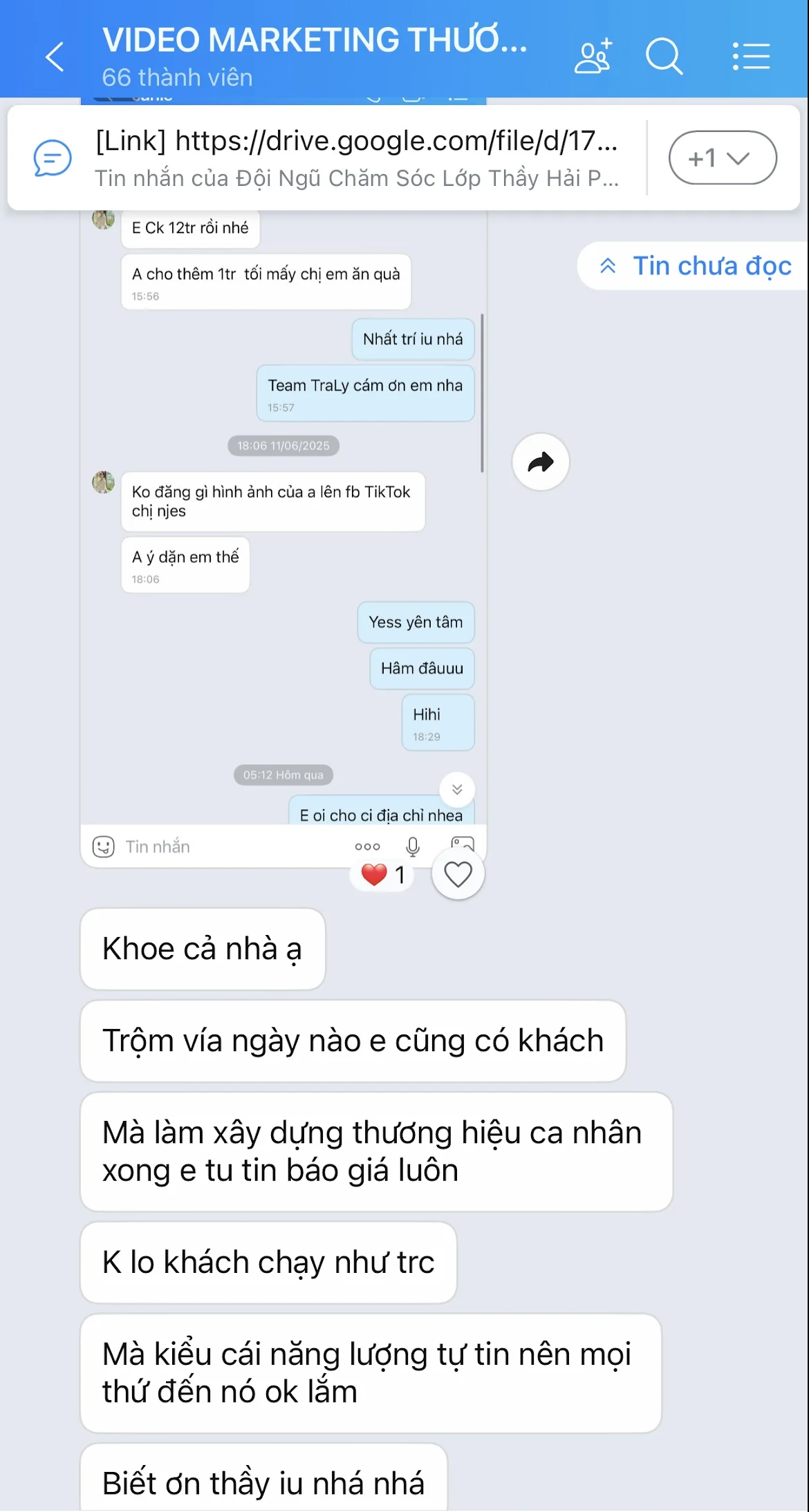 Ảnh chụp màn hình lời một học viên khác đang xem bài đăng, nói về cách lưu hồ sơ khách hàng spa đã gọn lại.